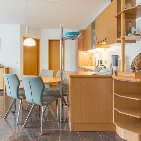Sonnengarten, 4 *